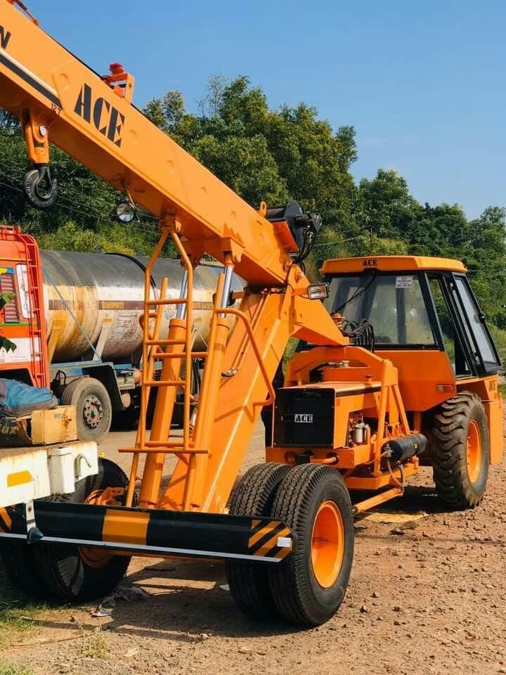 Close-up of a Zupoh Enterprises crane boom